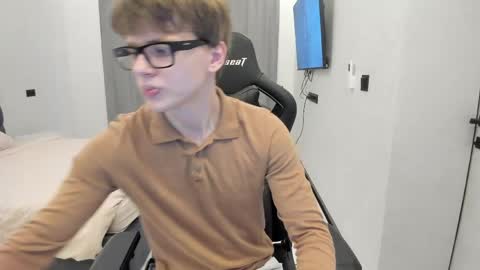 Tomas online show from April 2026 04:15:02 PM