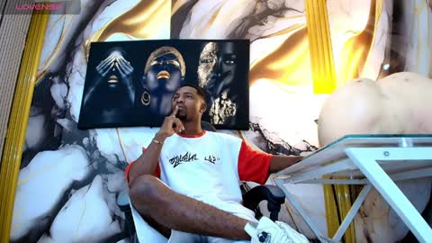 Thomas online show from April 2026 03:00:01 AM