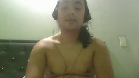 Snapshot of thomasbbc25 chatting on January 2025 03:54:02 AM Thomas online show from January 2025 03:54:02 AM