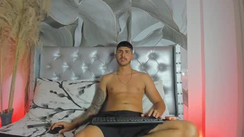 thomas online show from September 2025 07:14:02 PM