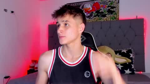 Thom Klein online show from January 2025 07:06:02 PM