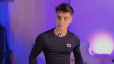 Snapshot of thomklein chatting on February 2026 07:39:02 PM Thom Klein online show from February 2026 07:39:02 PM