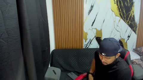 thomson_hot01 online show from January 2026 05:22:01 AM