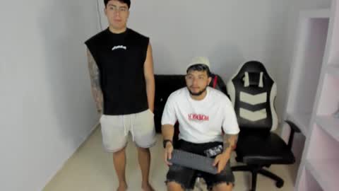 thomson_hot01 online show from February 2026 05:50:01 AM