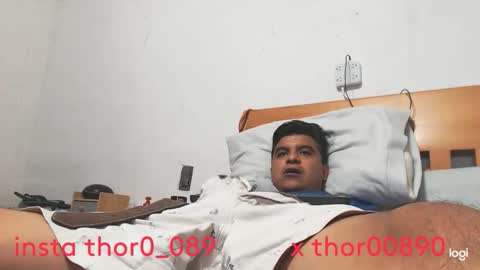 Snapshot of thor0200 chatting on February 2026 12:29:02 AM thor0200 online show from February 2026 12:29:02 AM