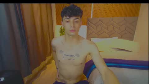 THORNERXXXBOY online show from June 2026 06:38:02 AM