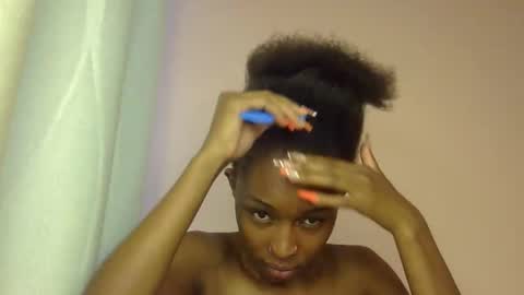 thotiana007 online show from September 2025 05:40:02 AM