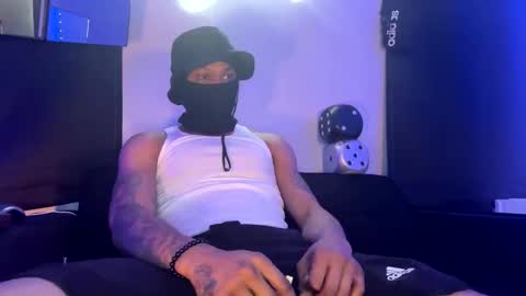 ThroatTaker4l  online show from January 2026 07:11:01 PM