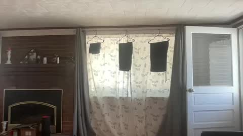 Snapshot of throatyygoat chatting on September 2025 04:50:02 PM throatyygoat online show from September 2025 04:50:02 PM