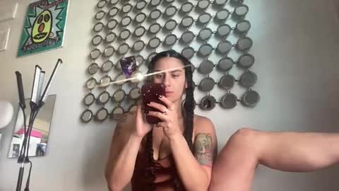 Snapshot of throatyygoat chatting on January 2026 10:35:02 PM throatyygoat online show from January 2026 10:35:02 PM