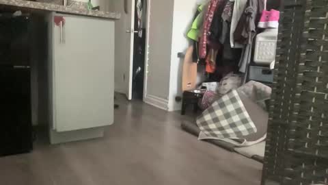 Snapshot of throatyygoat chatting on February 2026 06:22:02 PM throatyygoat online show from February 2026 06:22:02 PM