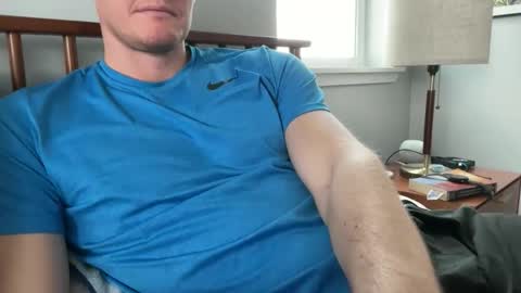 Throbbinhood online show from November 2025 08:33:02 PM