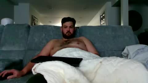 Make me explode please... online show from February 2026 05:27:01 PM