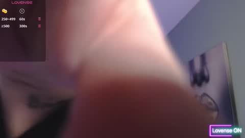 Tia Bella online show from March 2026 09:54:02 PM