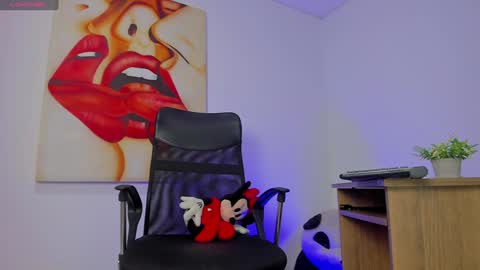 carolina online show from December 2024 10:55:02 PM