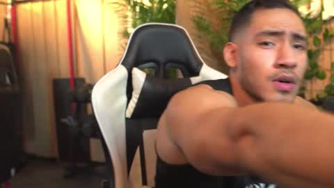 Snapshot of tian_brooks chatting on February 2026 02:29:02 AM Tian Brooks online show from February 2026 02:29:02 AM