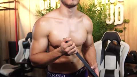 Snapshot of tian_brooks chatting on February 2026 03:47:02 AM Tian Brooks online show from February 2026 03:47:02 AM