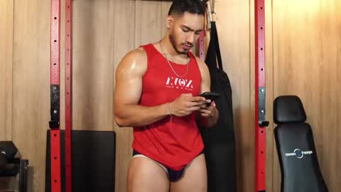 Snapshot of tian_brooks chatting on February 2026 03:39:01 AM Tian Brooks online show from February 2026 03:39:01 AM