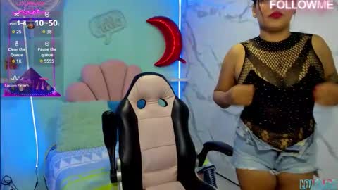 tiana_breeze online show from September 2025 01:51:02 AM