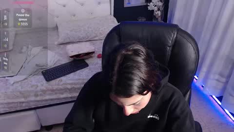 LIA online show from October 2025 01:32:02 PM