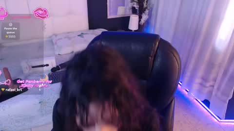 LIA online show from December 2025 07:53:02 PM