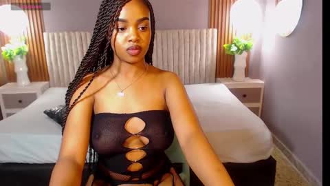 tianasky online show from September 2025 09:47:02 PM