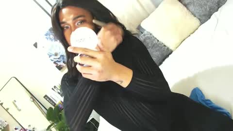 Sam online show from March 2025 06:04:01 AM