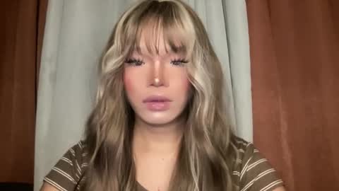 Ms. Tiara online show from April 2026 11:22:02 PM