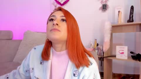 Tiarha online show from February 2025 10:17:02 AM