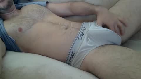 Tiburonbeach online show from November 2025 12:11:02 PM