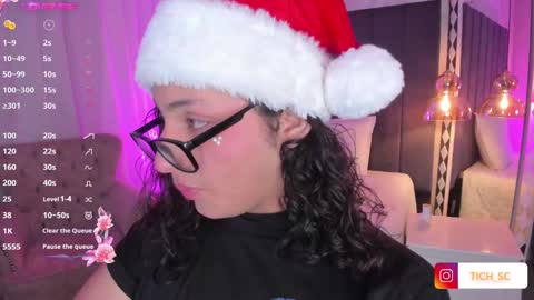 Snapshot of tich__ chatting on December 2024 04:02:02 AM TICH online show from December 2024 04:02:02 AM