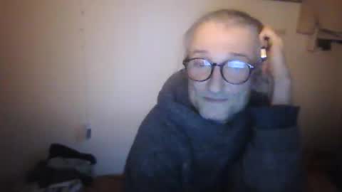 tiddles12345 online show from May 2026 04:32:02 AM