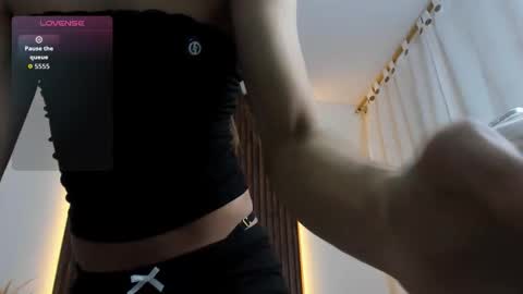 tifanny_doll01 online show from March 2026 02:12:01 PM