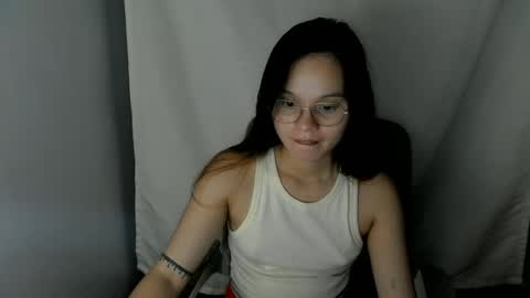 Snapshot of tifanny_foxdoll chatting on February 2025 10:22:01 PM Goddess Tifanny online show from February 2025 10:22:01 PM
