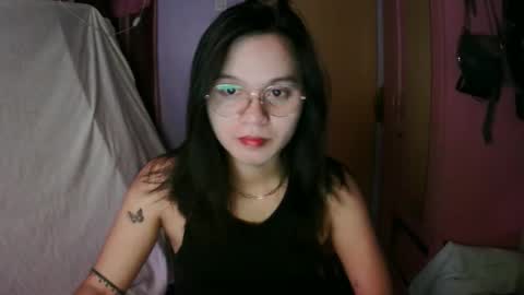 Snapshot of tifanny_foxdoll chatting on January 2026 06:42:02 PM Goddess Tifanny online show from January 2026 06:42:02 PM