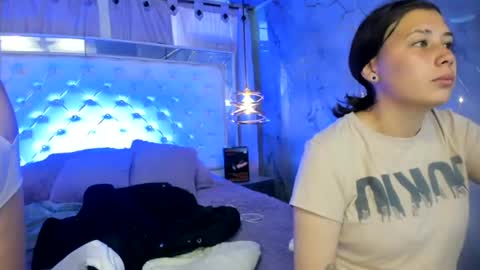 Snapshot of tifanny_val chatting on July 2026 12:36:02 PM Tifanny y Vale online show from July 2026 12:36:02 PM