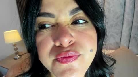 Tiff3 online show from September 2025 09:51:01 PM