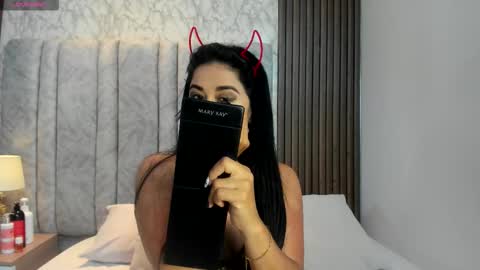 Tiff3 online show from October 2025 09:09:02 PM