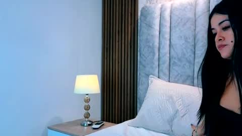 Snapshot of tifany__ross chatting on February 2026 08:12:01 PM Tiff3 online show from February 2026 08:12:01 PM