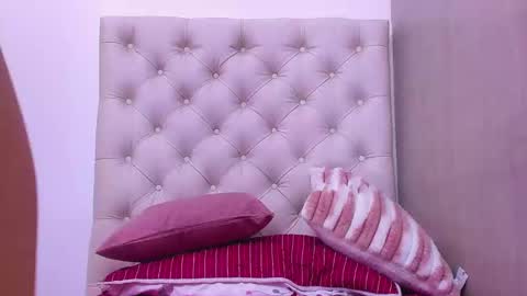 Snapshot of tifany_chill chatting on December 2024 09:30:02 PM online show from December 2024 09:30:02 PM