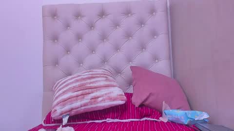 Snapshot of tifany_chill chatting on December 2024 10:07:02 PM online show from December 2024 10:07:02 PM