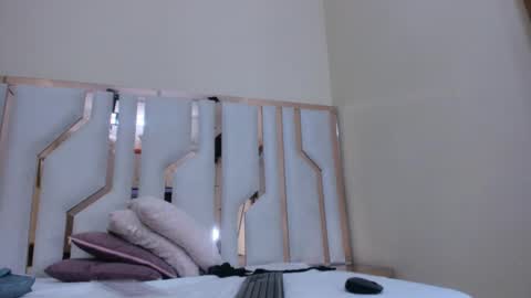 Snapshot of tifany_chill chatting on January 2025 09:04:02 PM online show from January 2025 09:04:02 PM