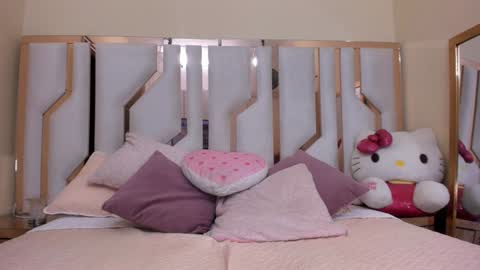 Snapshot of tifany_chill chatting on February 2025 09:29:01 PM online show from February 2025 09:29:01 PM