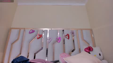 Snapshot of tifany_chill chatting on February 2025 11:43:01 PM online show from February 2025 11:43:01 PM