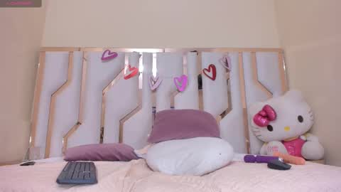 Snapshot of tifany_chill chatting on March 2025 12:50:01 AM online show from March 2025 12:50:01 AM