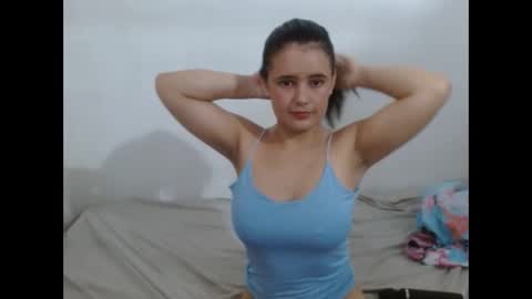tifanyxesi online show from October 2025 03:16:01 PM