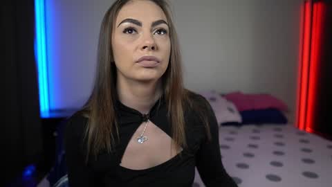 Tiffany online show from January 2025 09:26:01 PM