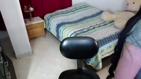 Snapshot of tiffani_williams chatting on November 2025 11:40:01 PM tifany online show from November 2025 11:40:01 PM