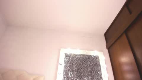 Snapshot of tiffanny_quinn chatting on March 2025 06:07:02 AM Tiff online show from March 2025 06:07:02 AM