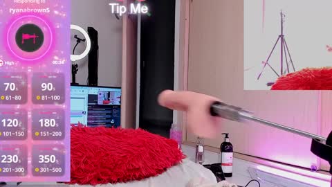 Snapshot of tiffannyy_ chatting on December 2024 03:30:01 AM teffy online show from December 2024 03:30:01 AM